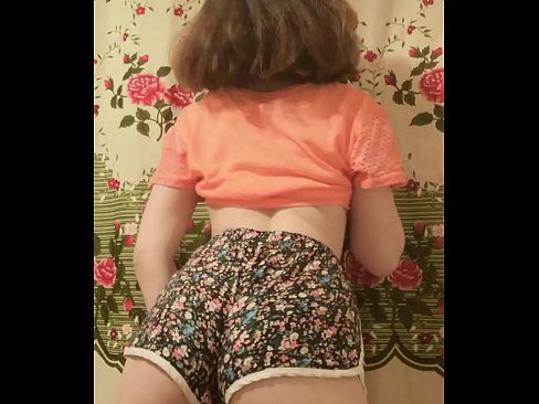 ❤️ Sexig ung babe som strippar av sig sina shorts inför kameran Pornvideo at us sv.higlass.ru ❌️